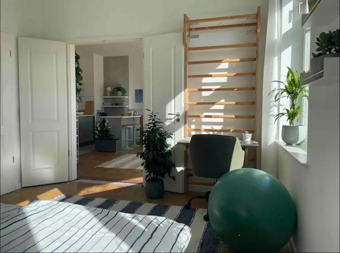 Apartment Am Stadthafen contacts